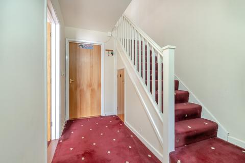 7 Cedar Drive, Chesham, HP5 2GW