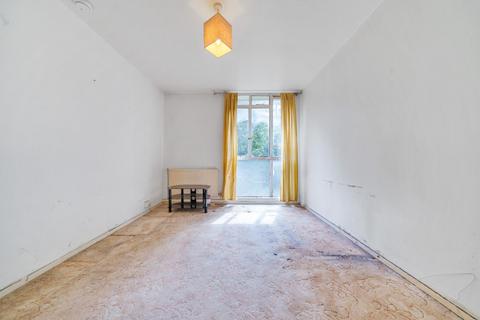 Flat 19, Winchester House Hallfield Estate, London, W2 6EA