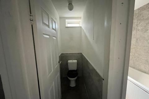 34a Brent Road, London, SE18 3DS