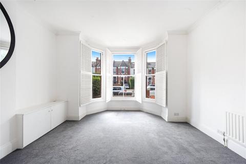 2 bedroom flat to rent, Winchester Avenue, London