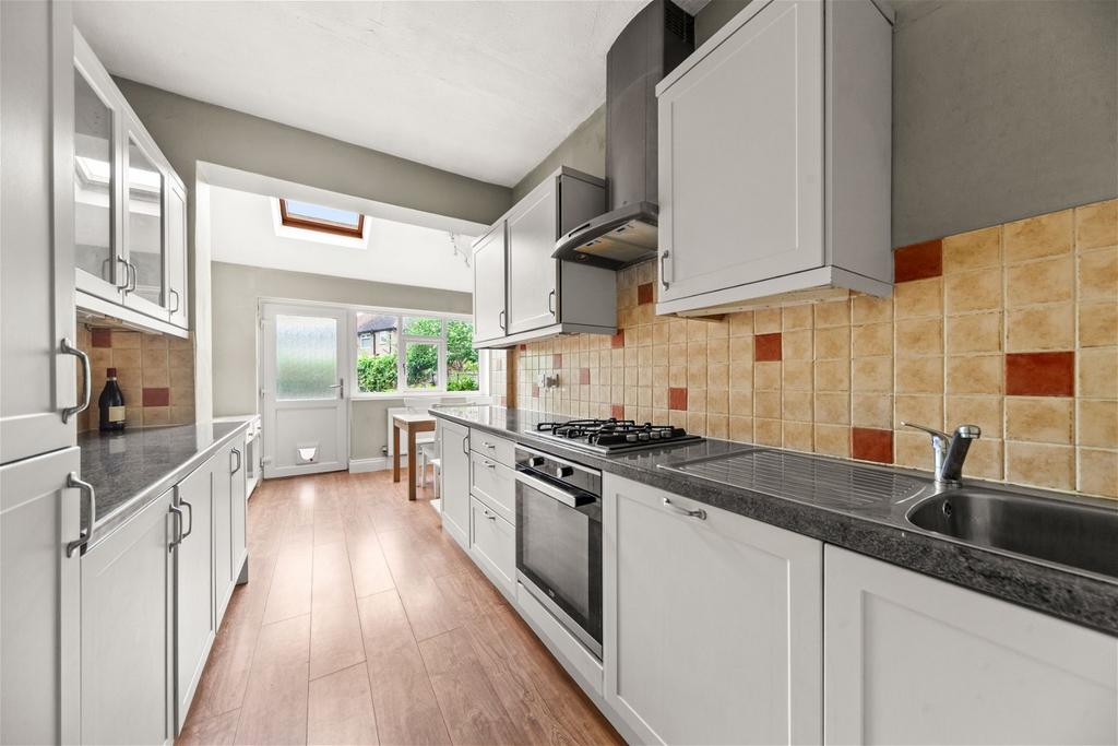St. Clements Road South, Harrogate HG2 3 bed semidetached house £435,000
