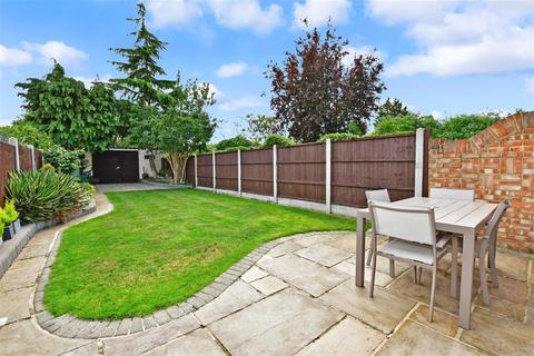 3 Beulah Road, Hornchurch, RM12 4YR