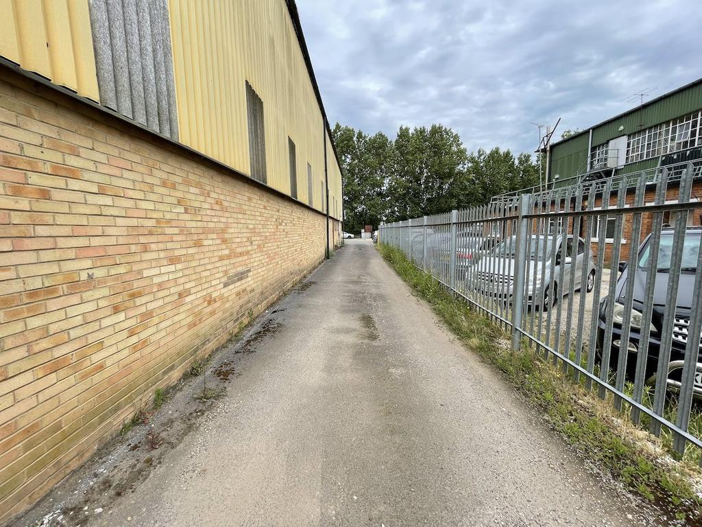 Access to Rear Yard.jpeg