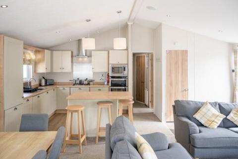 2 bedroom lodge for sale - Broadland Sands Holiday Park, Corton NR32