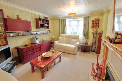 105 Radburn Close, Harlow, CM18 7EG