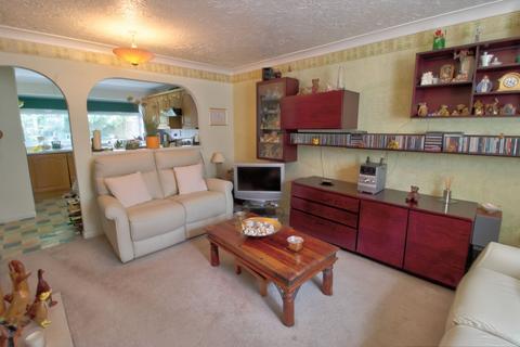 105 Radburn Close, Harlow, CM18 7EG