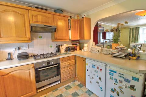 105 Radburn Close, Harlow, CM18 7EG