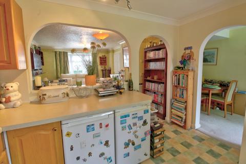 105 Radburn Close, Harlow, CM18 7EG