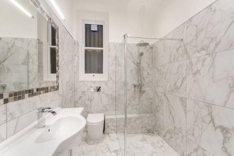 2 bedroom flat for sale, Fitzgeorge Avenue, W14, West Kensington, London, W14