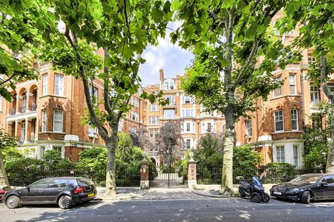 2 bedroom flat for sale, Fitzgeorge Avenue, West Kensington, London, W14