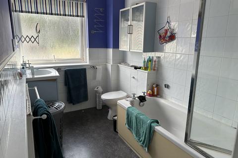 102 Wolf Lane, Windsor, SL4 4YZ