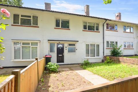3 Warren Drive, Crawley, RH11 0DS