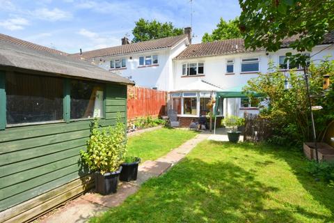 3 Warren Drive, Crawley, RH11 0DS