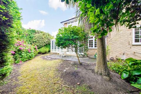 4 bedroom detached house for sale - Hitherwood Drive, Dulwich, London, SE19