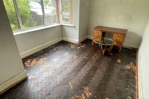 2 bedroom semi-detached house for sale - Wyndham Crescent, Bridgend, Bridgend County. CF31 3DN
