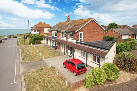 5 bedroom detached house for sale - Kingsgate Avenue, Broadstairs, CT10
