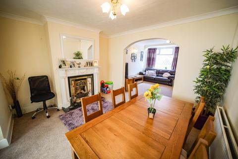5 bedroom end of terrace house for sale, Golborne Dale Road, Newton-Le-Willows, Merseyside, WA12 0JD
