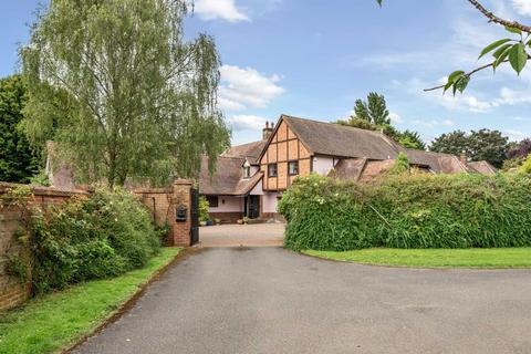 6 bedroom detached house for sale, New Road, Clifton