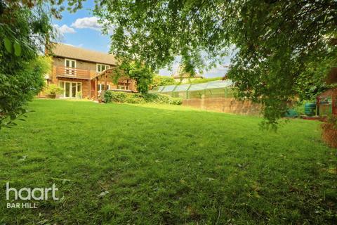 13 The Fairway, Bar Hill, Cambridge, CB23 8SR