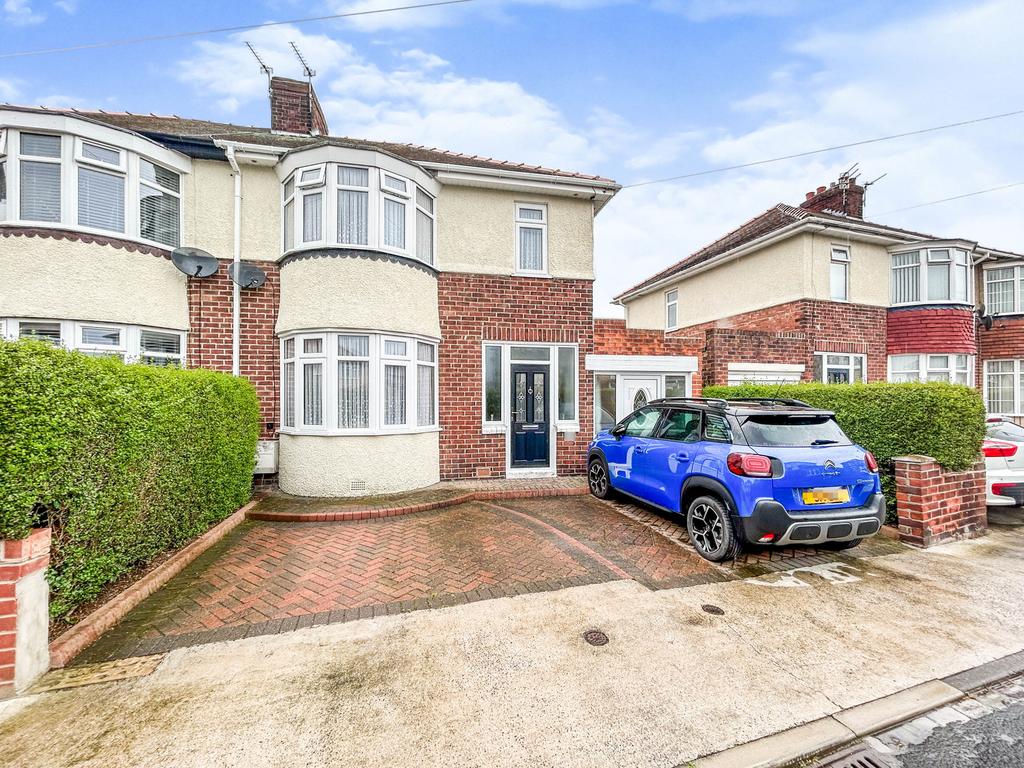 Jubilee Estate, Ashington, Northumberland, NE63 8TA 3 bed semidetached