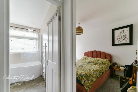 10 Brock Place, London, E3 3QU