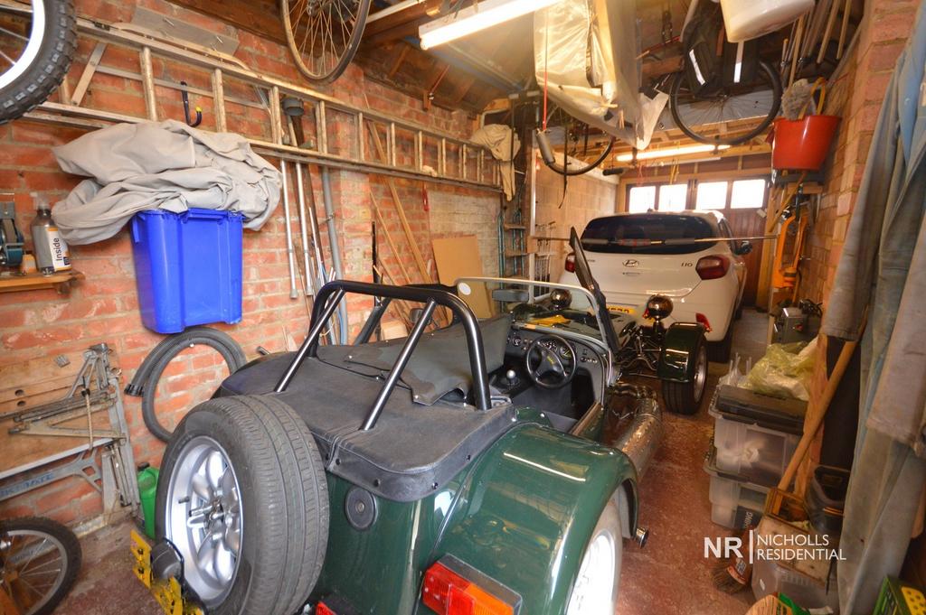 Garage