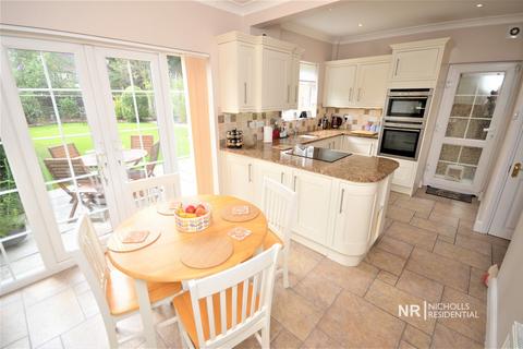 4 Newbolt Avenue, Cheam, Sutton, SM3 8EE