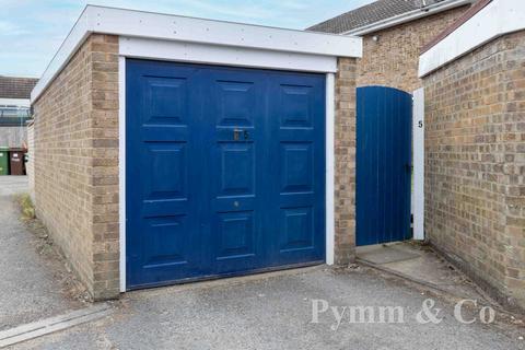 5 Ecton Walk, Norwich, NR6 7ES