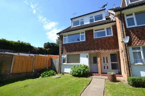 4 bedroom terraced house to rent, Chapel Court, CM12