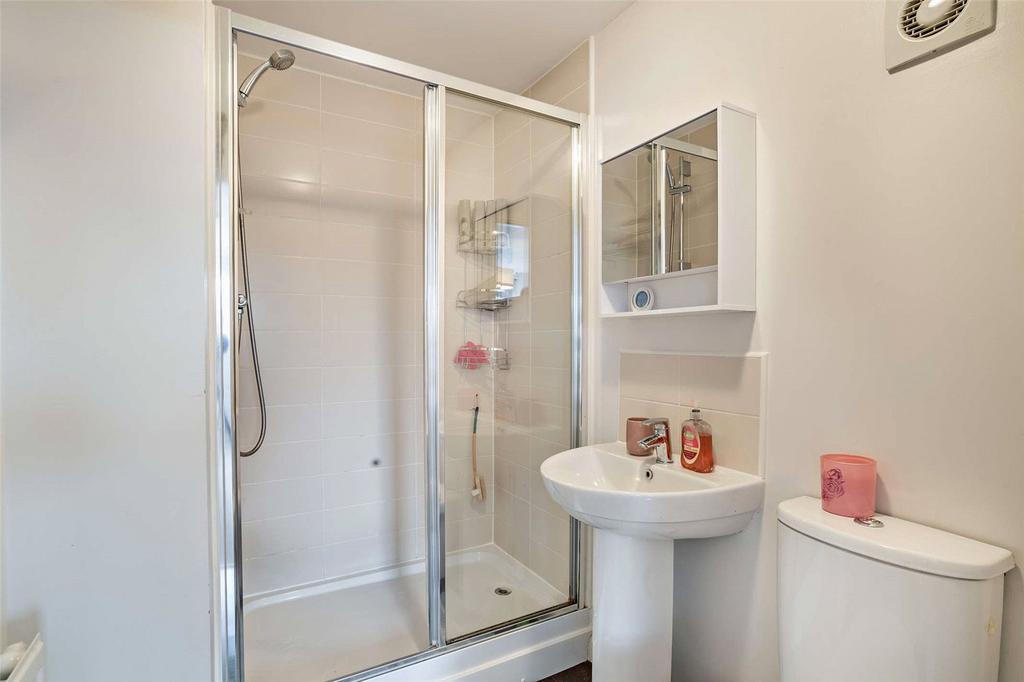 Bed 1 En Suite