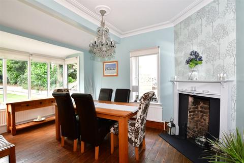 4 bedroom detached house for sale - Istead Rise, Istead Rise, Kent