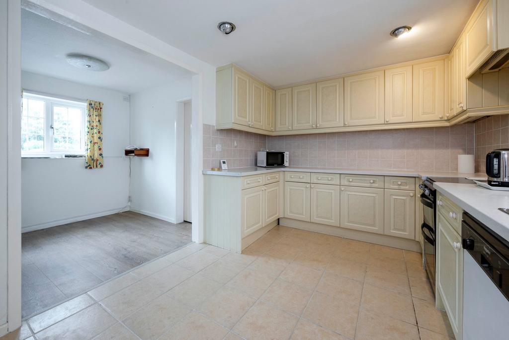 Rye Close, BourtonOnTheWater, GL54 3 bed terraced house for sale £