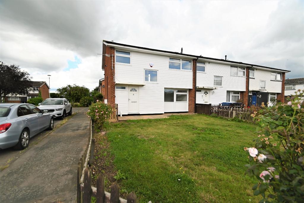 Dutton Way, Iver, Buckinghamshire, SL0 4 bed end of terrace house for