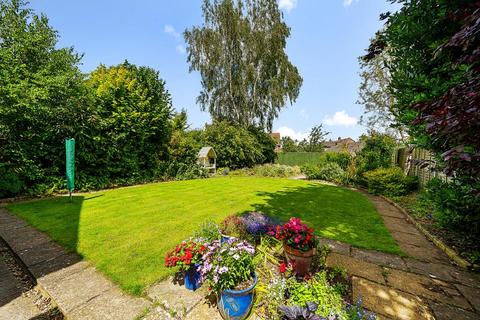 13 Chiltern View, Little Milton, Oxford, OX44 7QP