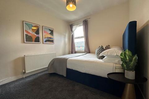 17 New Road, Bedfont, Feltham, TW14 8HW