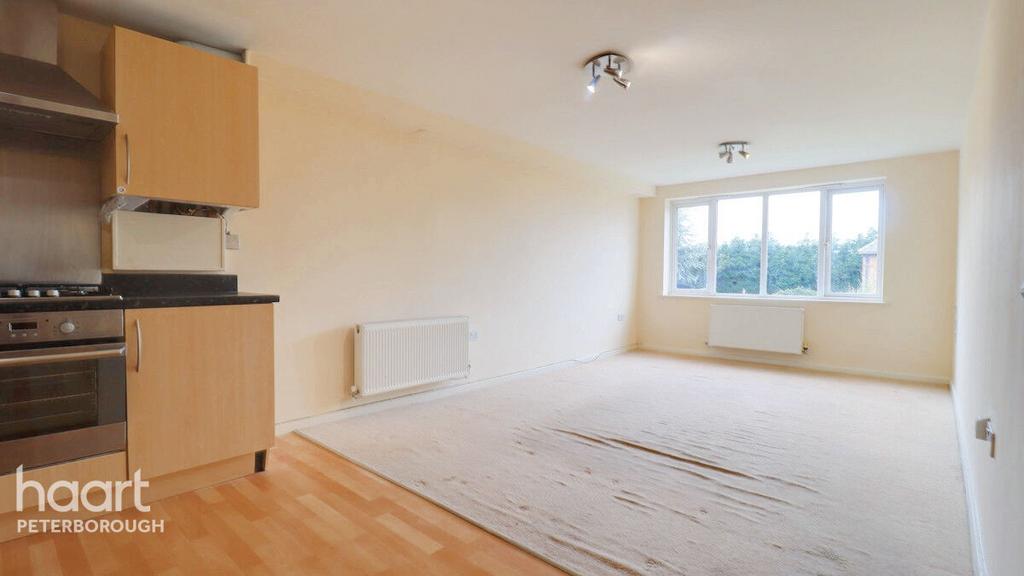 Lincoln Road, Peterborough 2 bed apartment for sale £100,000