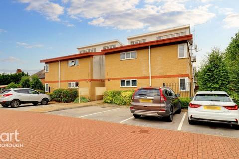 2 bedroom apartment for sale, Lincoln Road, Peterborough