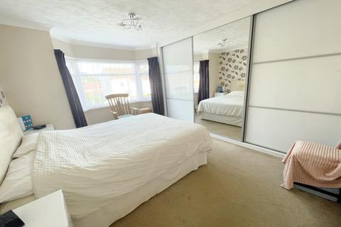 10 Castleton Avenue, Bournemouth, BH10 7HP