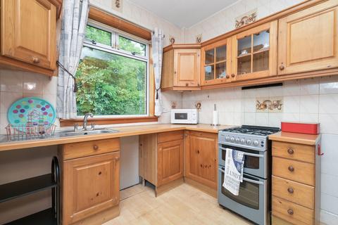 4 Arnott Gardens, Edinburgh, EH14 2LB