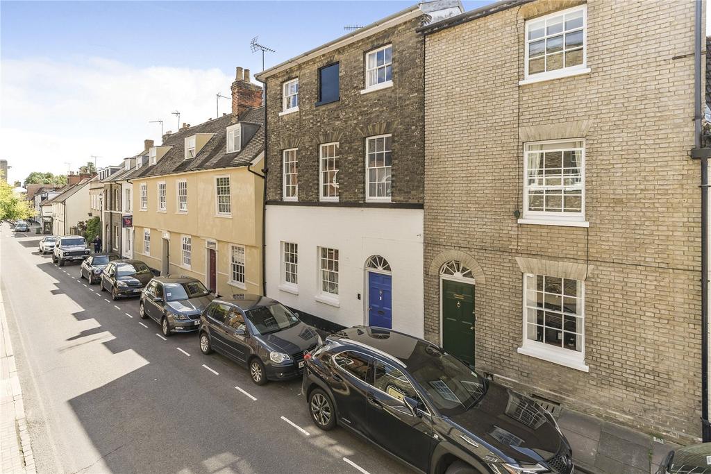 Churchgate Street, Bury St Edmunds, Suffolk, IP33 4 bed townhouse for sale £650,000