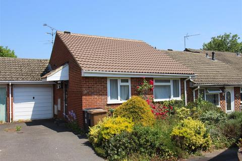 19 Lilac Close, Bordon, GU35 0UY