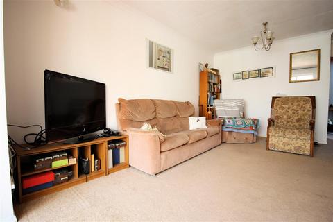 19 Lilac Close, Bordon, GU35 0UY