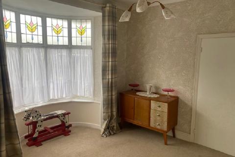 3 bedroom semi-detached house for sale - Heol Maes Y Dre, Ystradgynlais, Swansea.