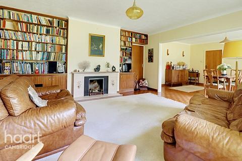 29 Cambridge Road, Abington, Cambridge, CB21 6BL