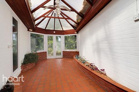 29 Cambridge Road, Abington, Cambridge, CB21 6BL
