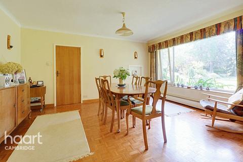 29 Cambridge Road, Abington, Cambridge, CB21 6BL