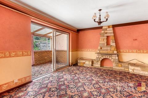 13 Mcgredy, Cheshunt, Waltham Cross, EN7 6JZ