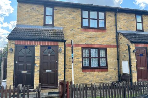 1 bedroom maisonette to rent, Acacia Road, Mitcham CR4