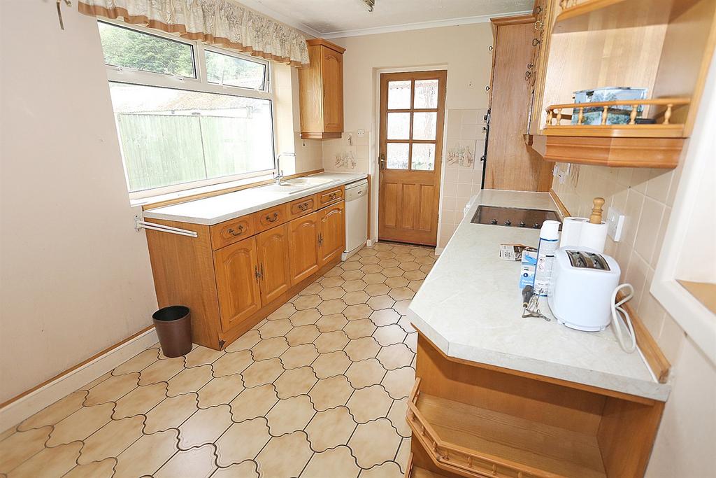 The Green, Freethorpe, Norwich, NR13 2 bed detached bungalow for sale