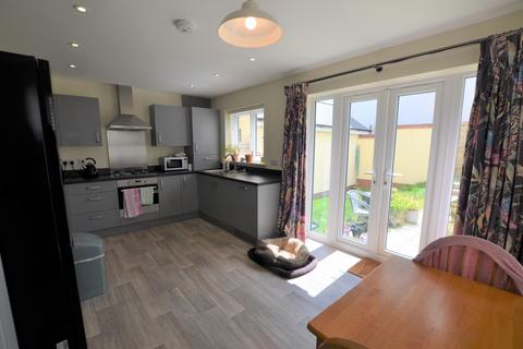 3 bedroom detached house for sale - Holmes Way, Bodmin, Cornwall, PL31